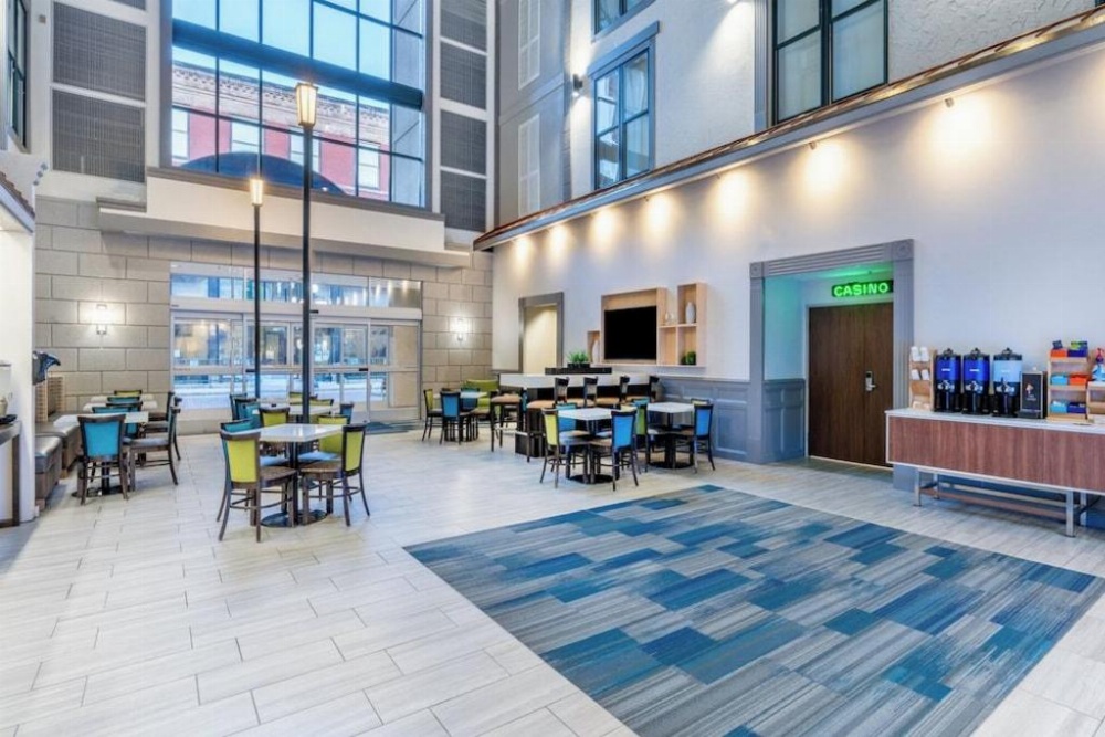 Holiday Inn Express Hotel & Suites Deadwood-Gold Dust Casino Holiday Inn Express Hotel & Suites Deadwood-Gold Dust Casino